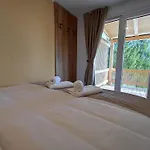 Σπίτι διακοπών Nature Getaway With Wooden Soaking Hot Tub Nova Vas (Bloke)