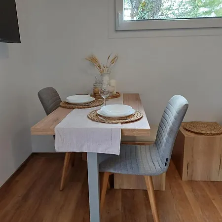 Nature Getaway With Wooden Soaking Hot Tub * Nova Vas (Bloke)