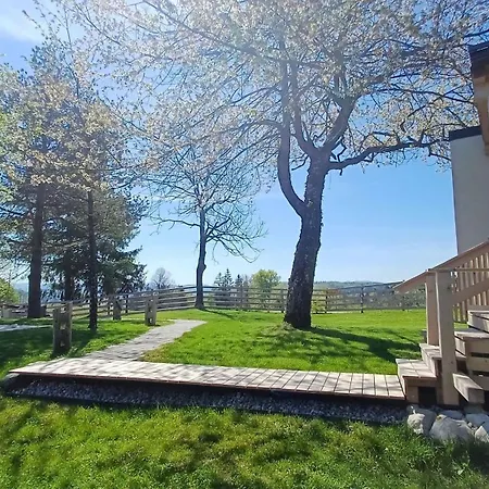 Nature Getaway With Wooden Soaking Hot Tub