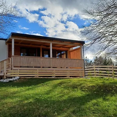 Дом отдыха Nature Getaway With Wooden Soaking Hot Tub Нова-Вас