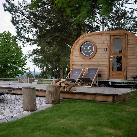 بيت للعطل Nature Getaway With Wooden Soaking Hot Tub *