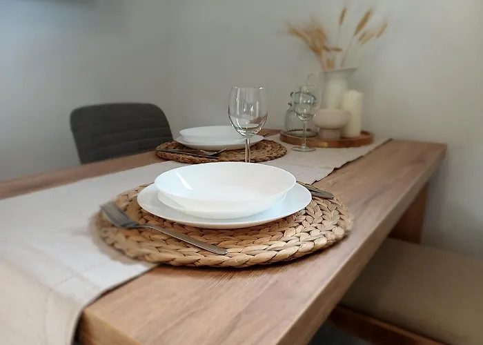 Nature Getaway With Wooden Soaking Hot Tub * Нова-Вас