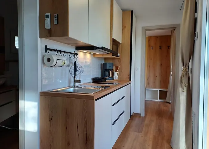 Nature Getaway With Wooden Soaking Hot Tub *