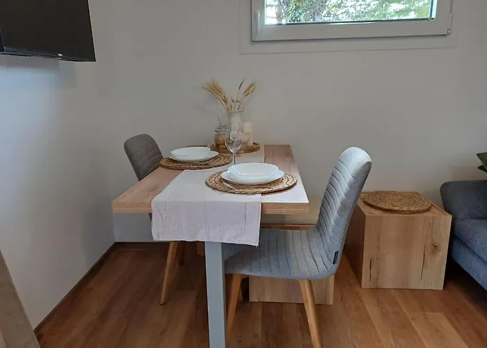 Nature Getaway With Wooden Soaking Hot Tub * Нова-Вас