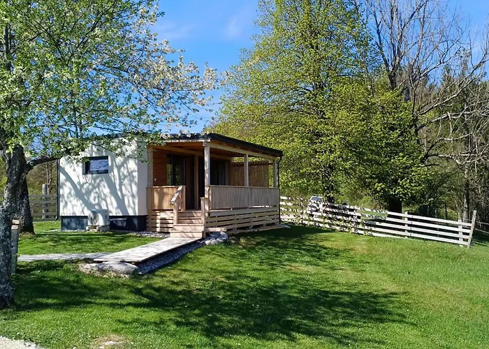 Nature Getaway With Wooden Soaking Hot Tub *