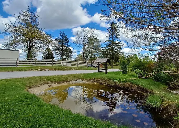 Nature Getaway With Wooden Soaking Hot Tub Casa vacanze Nova Vas (Bloke)