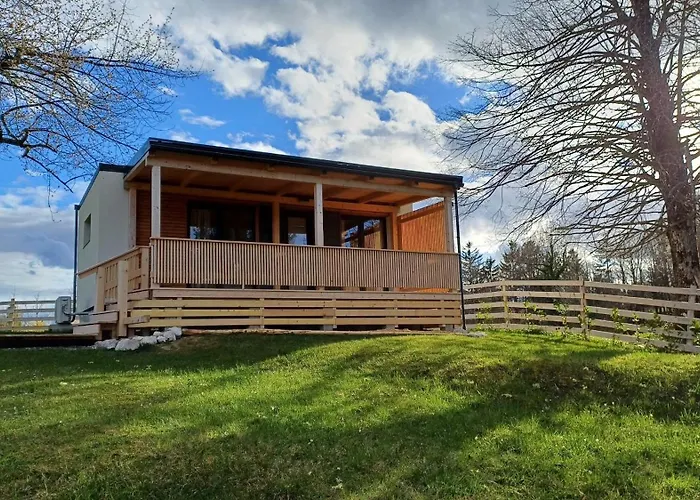 Дом отдыха Nature Getaway With Wooden Soaking Hot Tub Нова-Вас